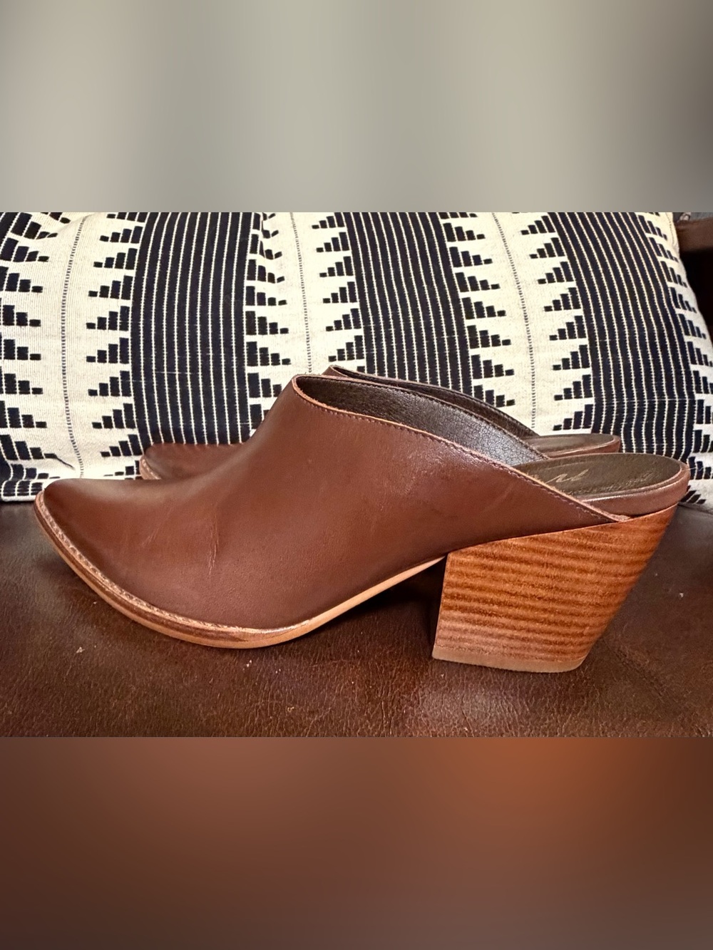 Cammy Pointed Toe Mule by Matisse Pecan color - Picture 5 of 6